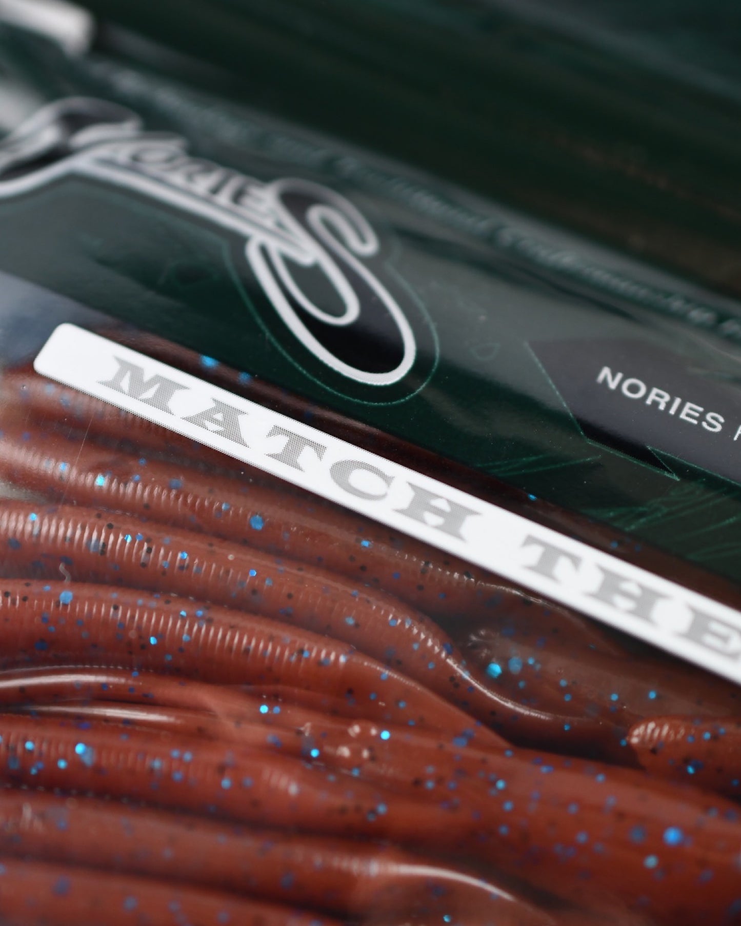 Nories Escape Twin Classical Cinnamon Blue Flake Gummiköder Barsch